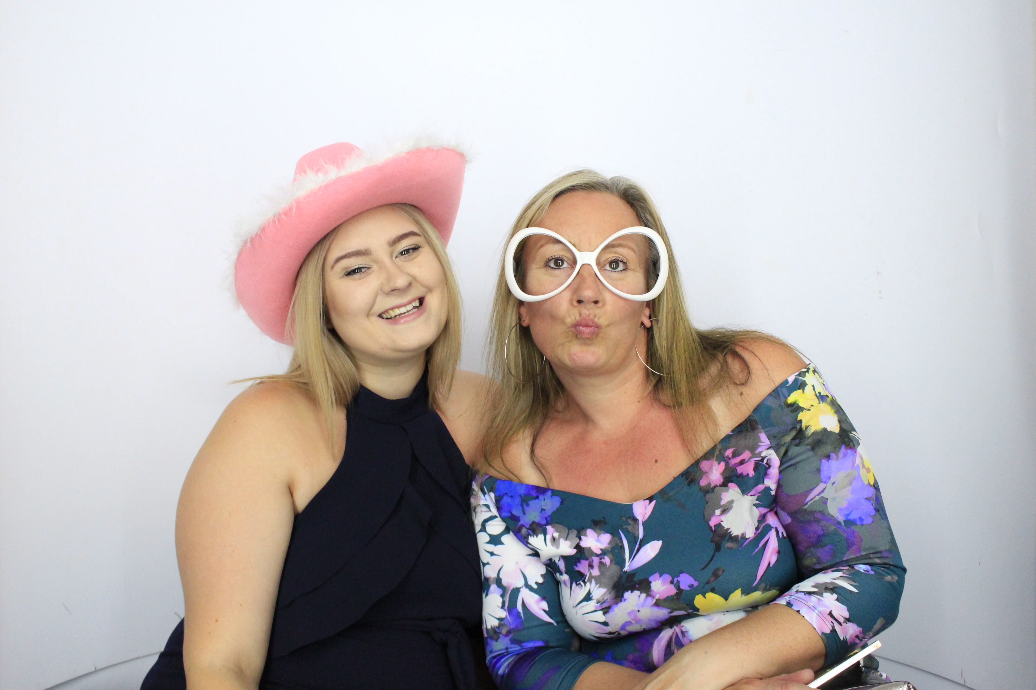 Matthew and Bethany’s Wedding | View more photos from the event at gallery.myphotoboothexperience.co.uk/u/MyPhotoBoothExperienceLtd/Matthew-and-Bethany’s-Wedding
